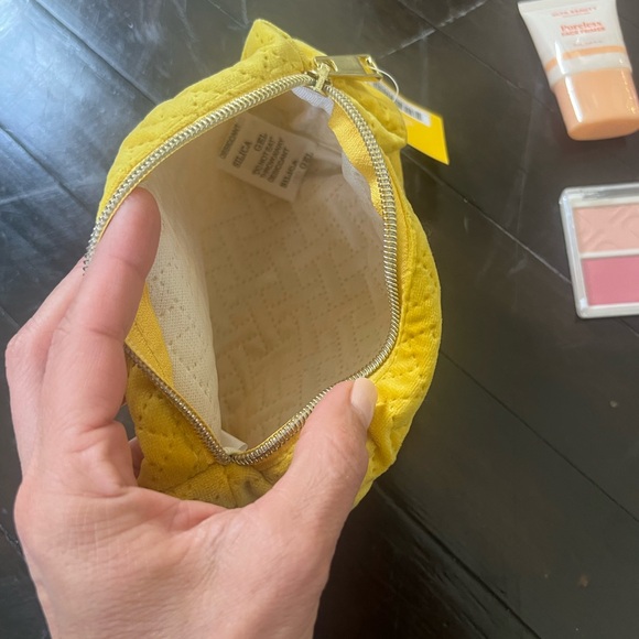 NEW Ulta Beauty Eyeshadow, Blush, Primer and Makeup bag - Picture 4 of 4